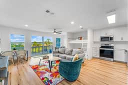 Islandia 314 Waterfront With A Pool