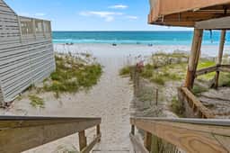 Seaside Palace | Pool, Game Room & Beach Service