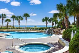 Jade East 1530 | Pool, Spa & Pickleball